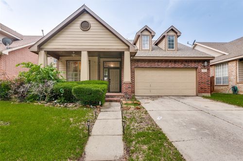 9117 Ripley St, Fort Worth, TX, 76244-7622 | Card Image