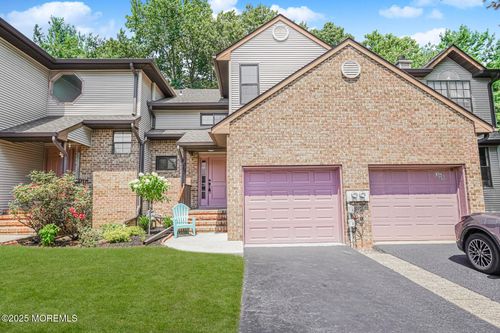 367 Oak Knoll Dr, Manalapan, NJ, 07726-3864 | Card Image