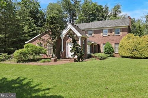 1536 Fulton Dr, MAPLE GLEN, PA, 19002-3007 | Card Image