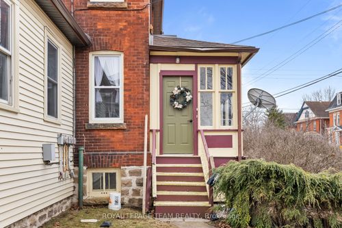 c-10 Glen Ave, Smiths Falls, ON, K7A1R9 | Card Image