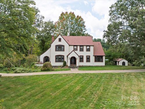 23 Greenleaf Cir, Asheville, NC, 28804-2347 | Card Image
