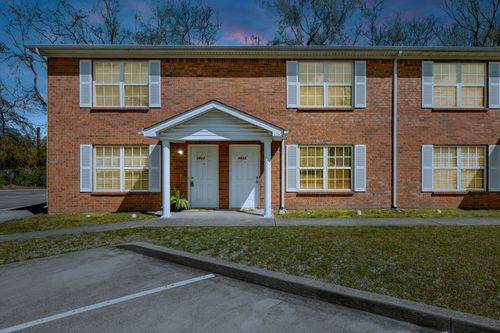 1513 Center Pointe Dr, Murfreesboro, TN, 37130-1820 | Card Image