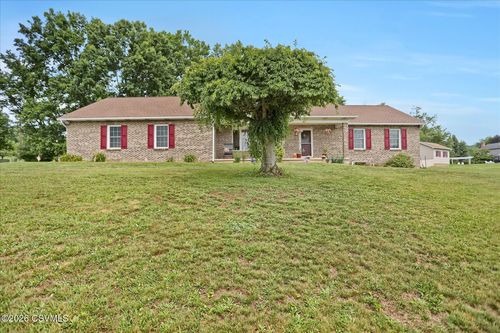 391 Manor Dr, Northumberland, PA, 17857-9706 | Card Image