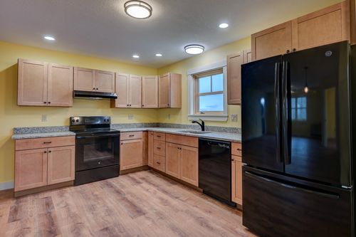 423 Black Mountain Rd, Jackson, NH, 03846-4200 | Card Image