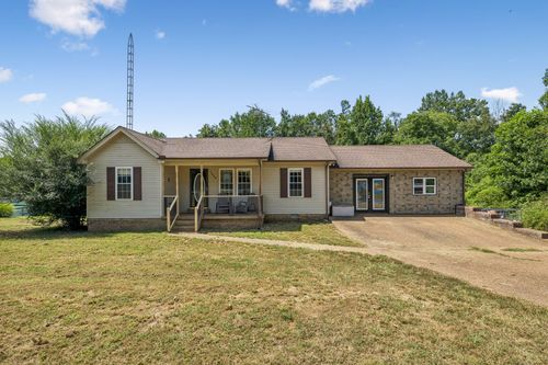 7008 Meadow Dr, Centerville, TN, 37033-1134 | Card Image