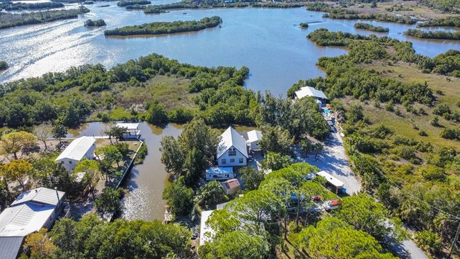 16490 Sw Indiana Ave, House other with 4 bedrooms, 4 bathrooms and null parking in CEDAR KEY FL | Image 68