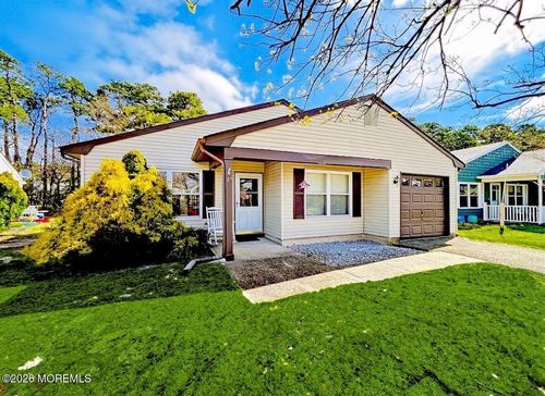 17 Seaview Ave, Brick, NJ, 08723-7217 | Card Image
