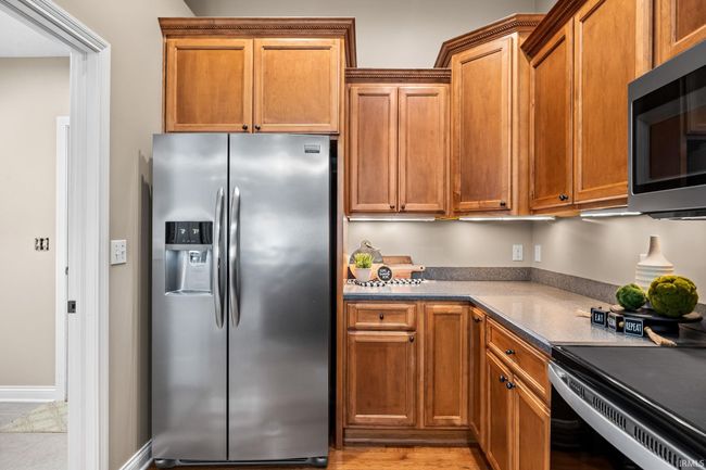 1733 Mill Pond Ln, Condo with 3 bedrooms, 2 bathrooms and null parking in Lafayette IN | Image 12