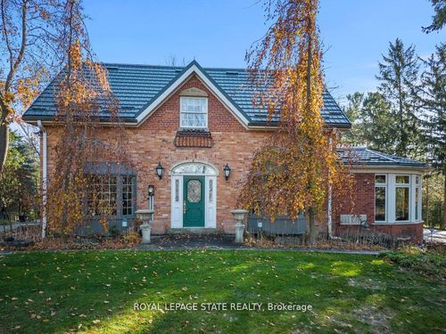 492 Governor'S Rd, Dundas, ON, L9H5E3 | Card Image