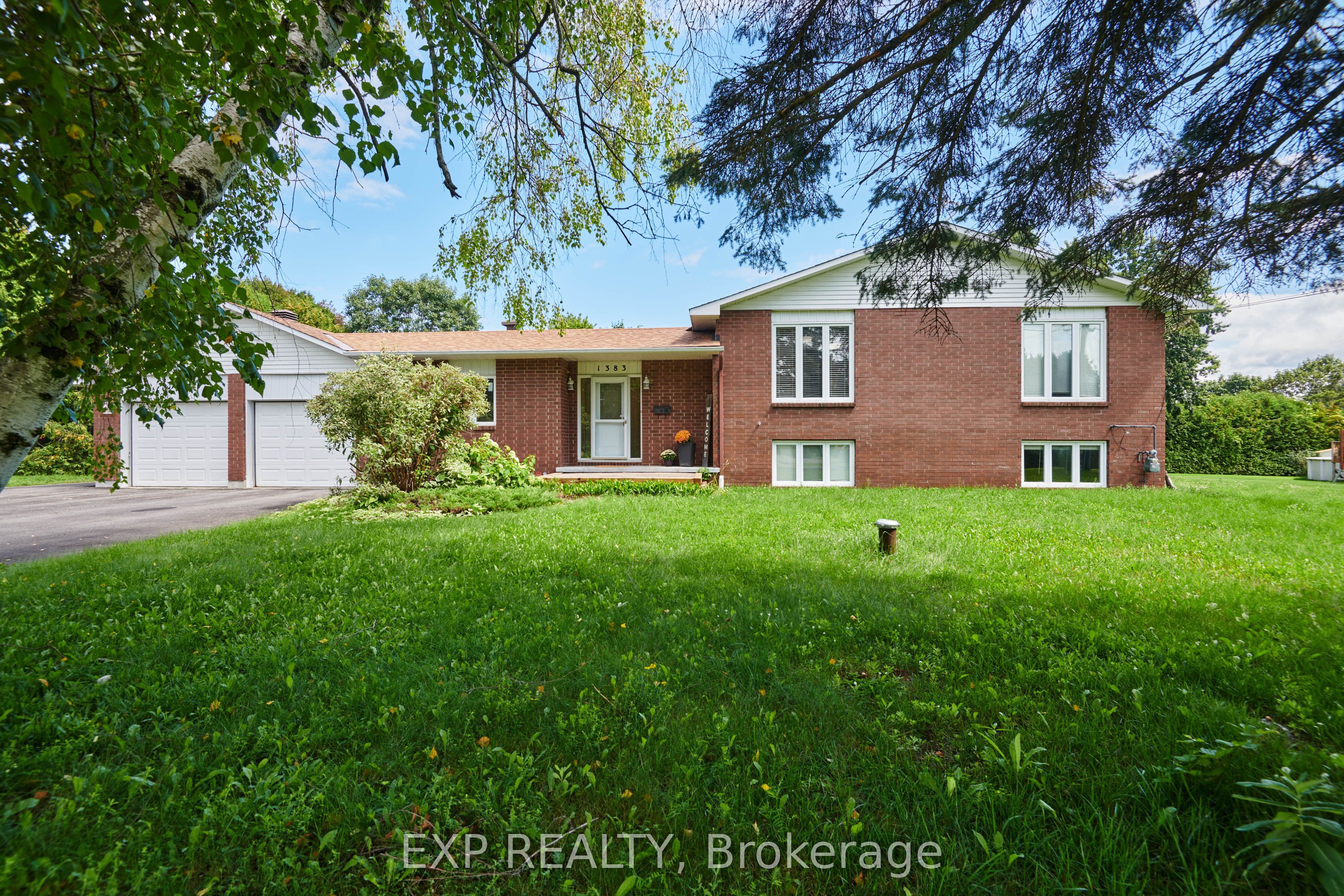 Residential in Greely - Metcalfe - Osgoode - Vernon and Area