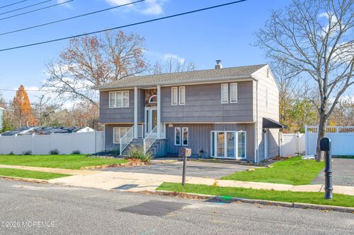 621 Illinois Ave, Brick, NJ, 08724-1213 | Card Image