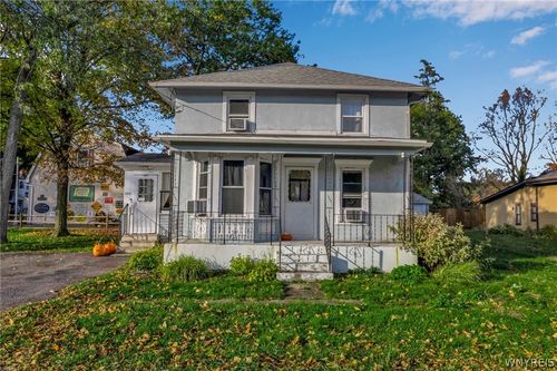 2961 Franklin St, Sanborn, NY, 14132-9294 | Card Image