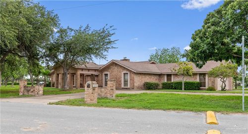 1811 Lion Lake Dr S, Progreso Lakes, TX, 78596-9649 | Card Image