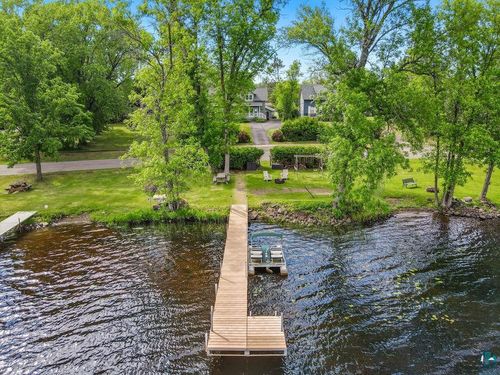 156 Lakeshore Dr, Moose Lake, MN, 55767-9402 | Card Image