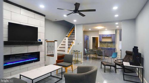 5445 N 11th St, PHILADELPHIA, PA, 19141-3004 | Card Image