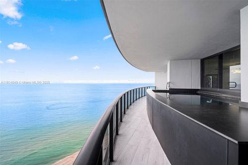 apt-2105-18555 Collins Ave, Sunny Isles Beach, FL, 33160-2703 | Card Image