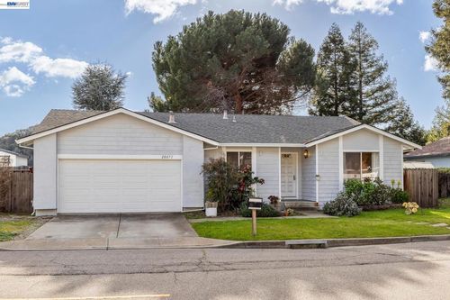 28071 28071 Dobbel Ave, Hayward, CA, 94542 | Card Image