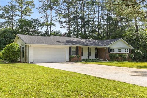 4149 Indian Lake Cir, Stone Mountain, GA, 30083-4441 | Card Image