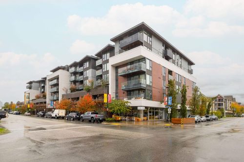 302-37881 Cleveland Ave, Squamish, BC, V8B0Z7 | Card Image