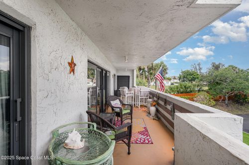 b205-5055 Dixie Hwy Ne, PALM BAY, FL, 32905-6614 | Card Image