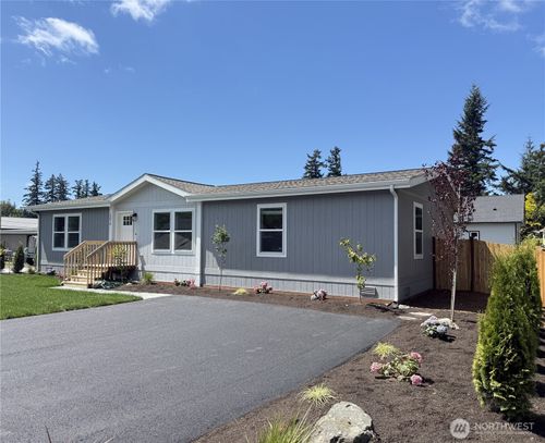 18814 94th Dr Nw, Stanwood, WA, 98292-9108 | Card Image