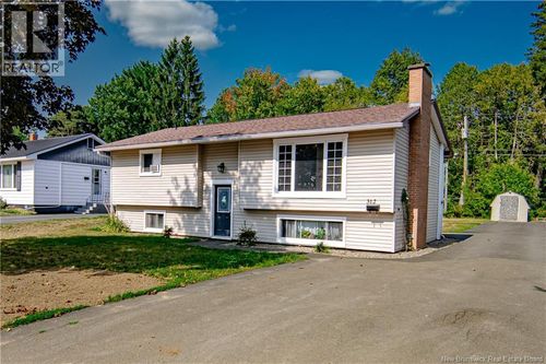 312 Pugh St, Fredericton, NB, E3A1Y6 | Card Image