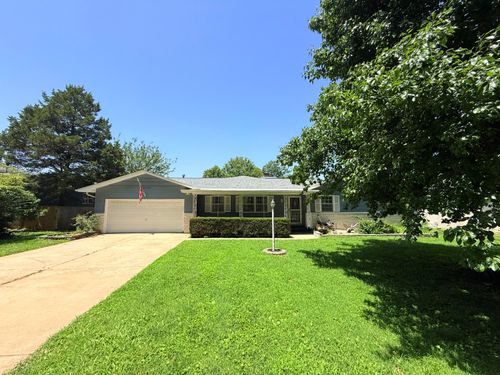 2049 S Brighton Dr, Springfield, MO, 65804-2805 | Card Image