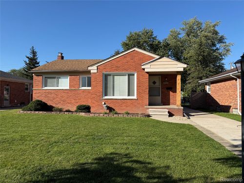 28510 Cleveland St, Livonia, MI, 48150-3174 | Card Image