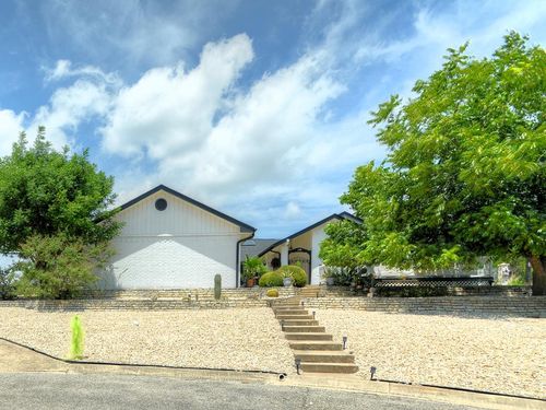 149 Holly Hill Dr, Ingram, TX, 78025-3604 | Card Image