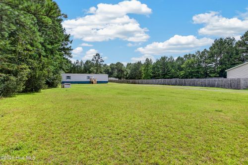 125 Woodleaf Ln, Jacksonville, NC, 28540-8450 | Card Image