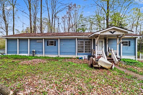 7743 Manitonka Dr, Weidman, MI, 48893-9309 | Card Image