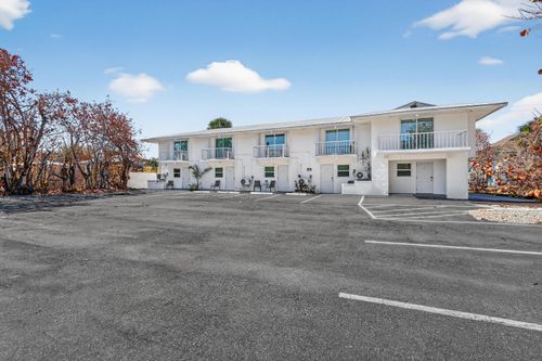 9-2305 Tamarind Dr, Hutchinson Island, FL, 34949-1512 | Card Image