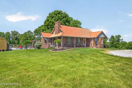 4015 Baxter Rd, Baxter, TN, 38544-4504 | Card Image