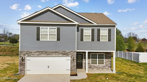 575 Smoky Valley Ln, Seymour, TN, 37865-2400 | Card Image