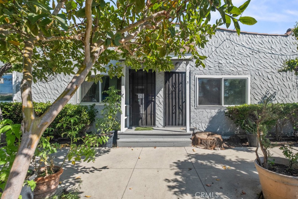 Residential in Inglewood 2