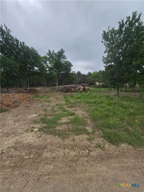 43 Country Place Dr, Wimberley, TX, 78676-3120 | Card Image