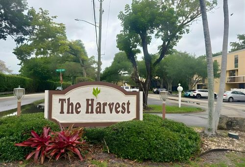 1708-2910 Sw 87th Ter, Davie, FL, 33328-6615 | Card Image