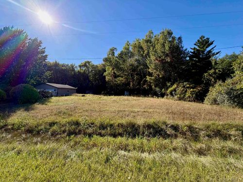 3775 N Tower Beach Rd, Pinconning, MI, 48650-9736 | Card Image