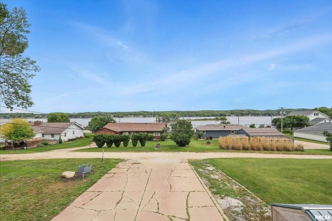 21704 283 Rd Ave, House other with 4 bedrooms, 3 bathrooms and null parking in Le Claire IA | Image 12