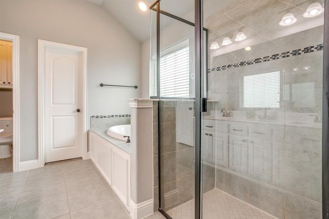 201 Saxon St, House other with 3 bedrooms, 2 bathrooms and null parking in Waxahachie TX | Image 35