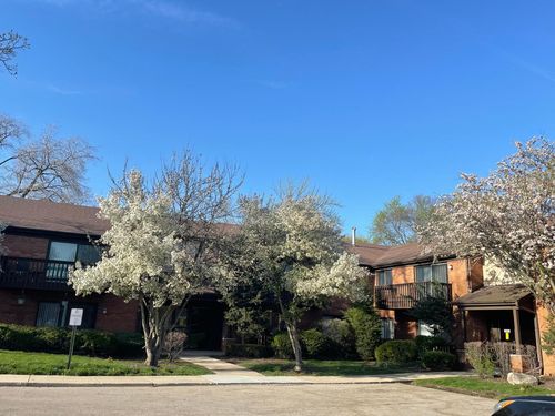 apt-209-33561 N Royal Oak Ln, Grayslake, IL, 60030-2806 | Card Image