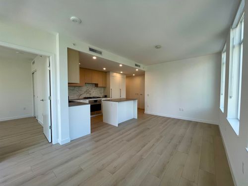 506-6468 Willingdon Ave, Burnaby, BC, V5H | Card Image