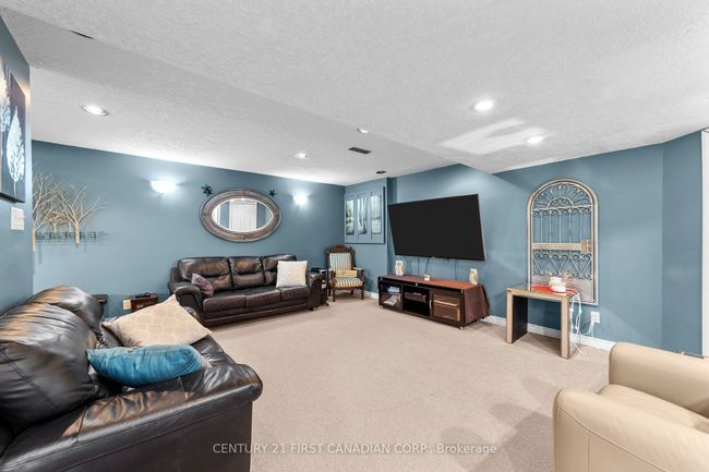 13972 Elginfield Rd, House other with 3 bedrooms, 2 bathrooms and 8 parking in Lucan ON | Image 28