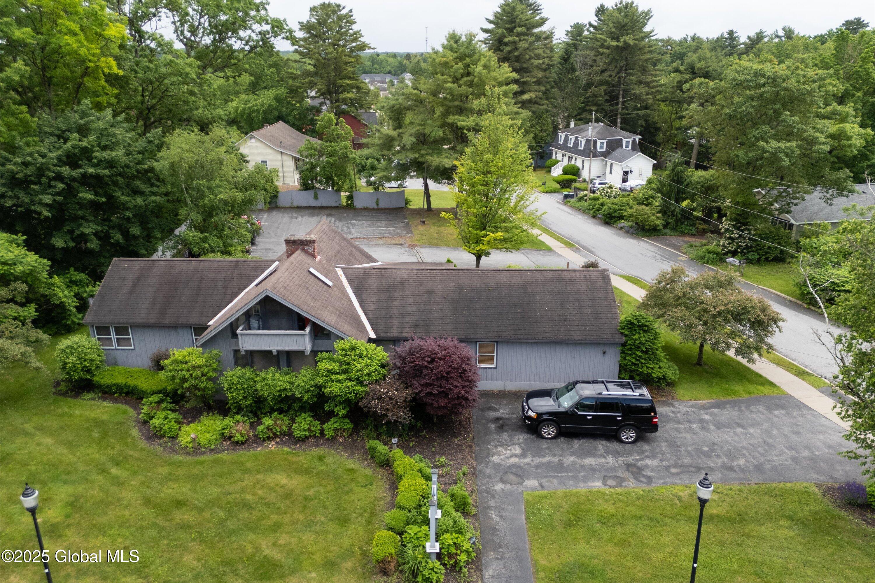 290 Church St, Saratoga Springs, NY 12866