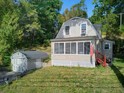 66 Oak Street, Dover, NH, 03820 | Card Image