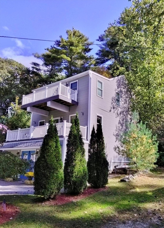 Grove St, Windham, NH 03087
