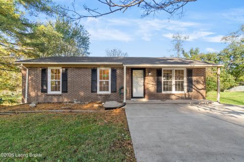 3800 Wiano Dr, Crestwood, KY, 40014-9630 | Card Image