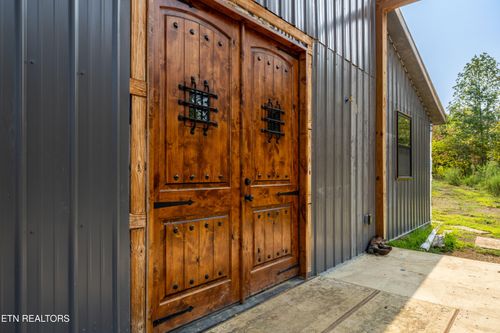 750 Shaddon Rd, Tellico Plains, TN, 37385-3556 | Card Image