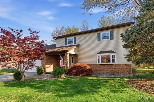 504 Crestwood Dr, Swansea, IL, 62226-1888 | Card Image