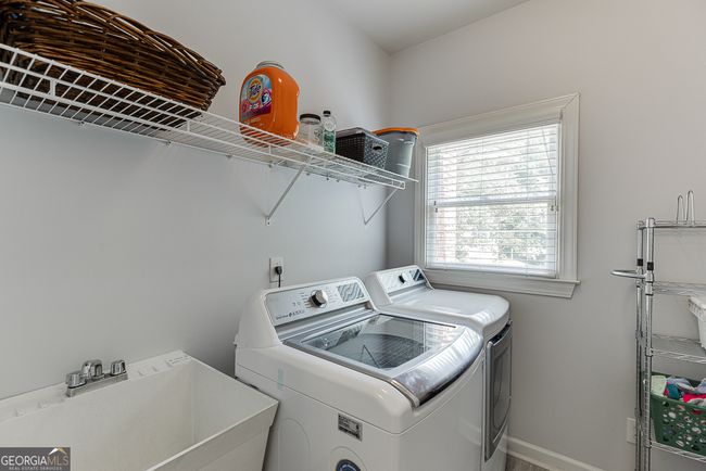 3313 Glen Devon Ln, House other with 5 bedrooms, 4 bathrooms and 2 parking in Berkeley Lake GA | Image 23